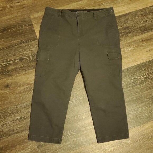 Eddie Bauer Pants - Women's Eddie Bauer Cargo Gray Pants, Size 16, Pockets, Button/Zip, Great Cond